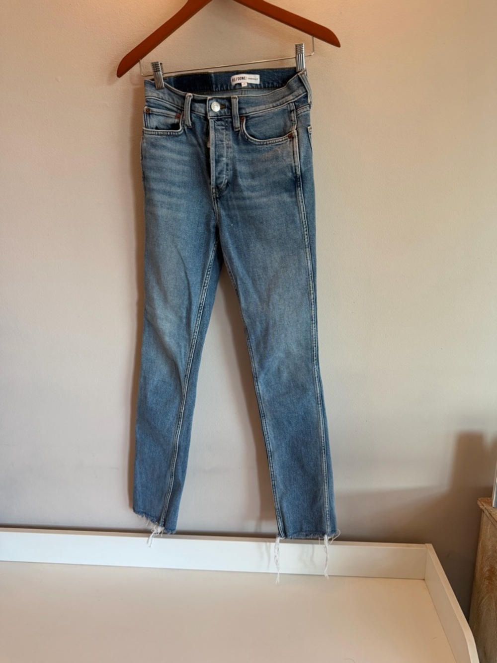 RE/DONE Originals High Rise Slim Fit Jeans Blue Medium Wash Raw Hem Size 25